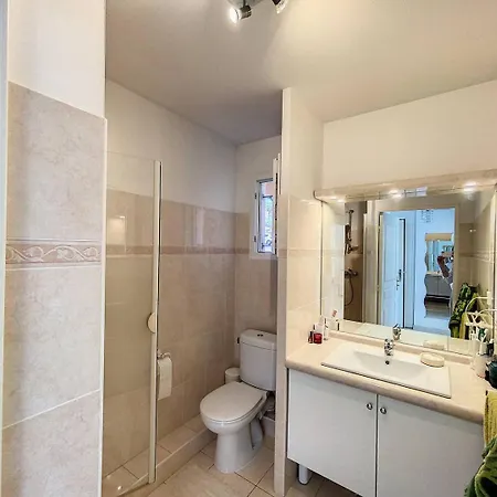 Apartmán T2 Pour 4 Personnes Dans Avec Piscine