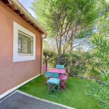 T2 Pour 4 Personnes Dans Avec Piscine Apartment Sainte-Maxime