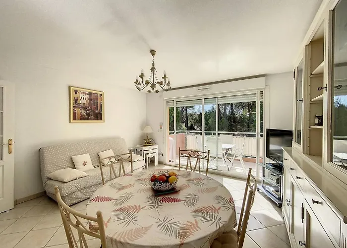 T2 Pour 4 Personnes Dans Avec Piscine *